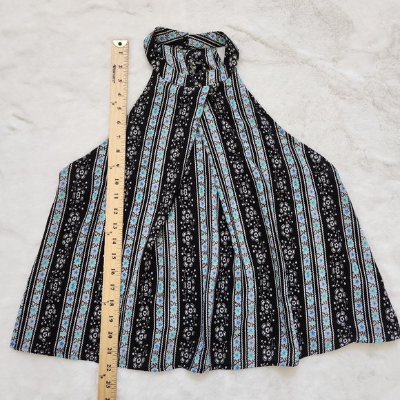 Iris tops halter top - Picture 3 of 8